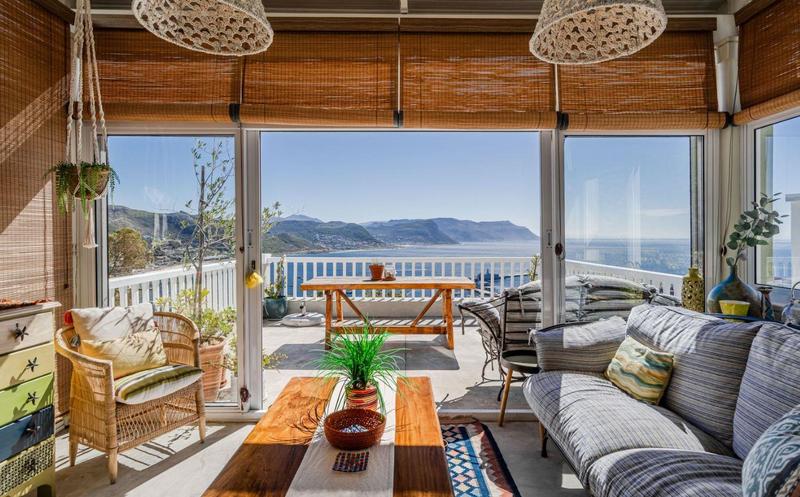 4 Bedroom Property for Sale in Simons Town Western Cape